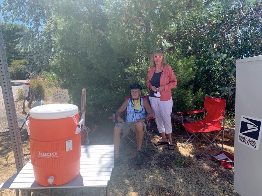 Malibu Couple Pays it Forward