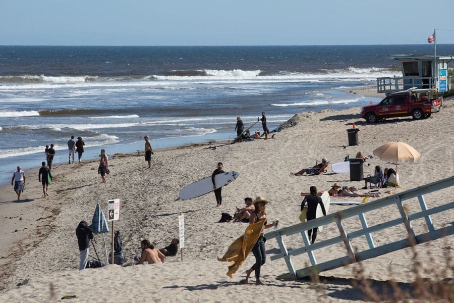 California Faces Potential for Rolling Blackouts Over Holiday Weekend, Cooling Center Opened in Topanga