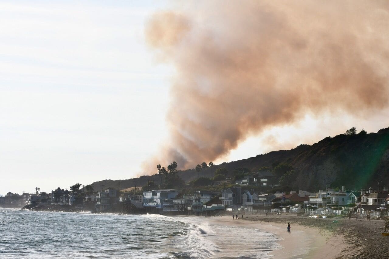 Heavy Assault Halts Saturday Fire From Spreading