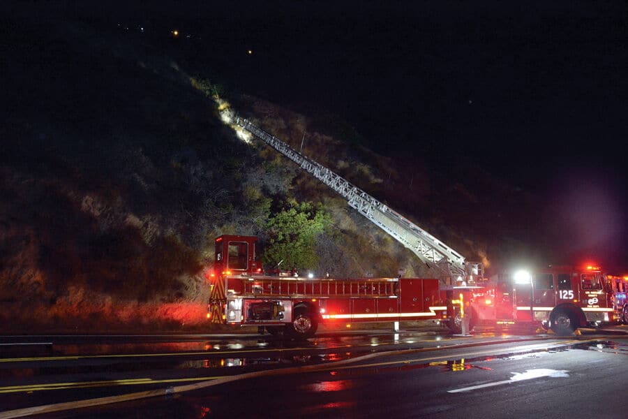 Las Tunas Fire Kept To One Acre Saturday