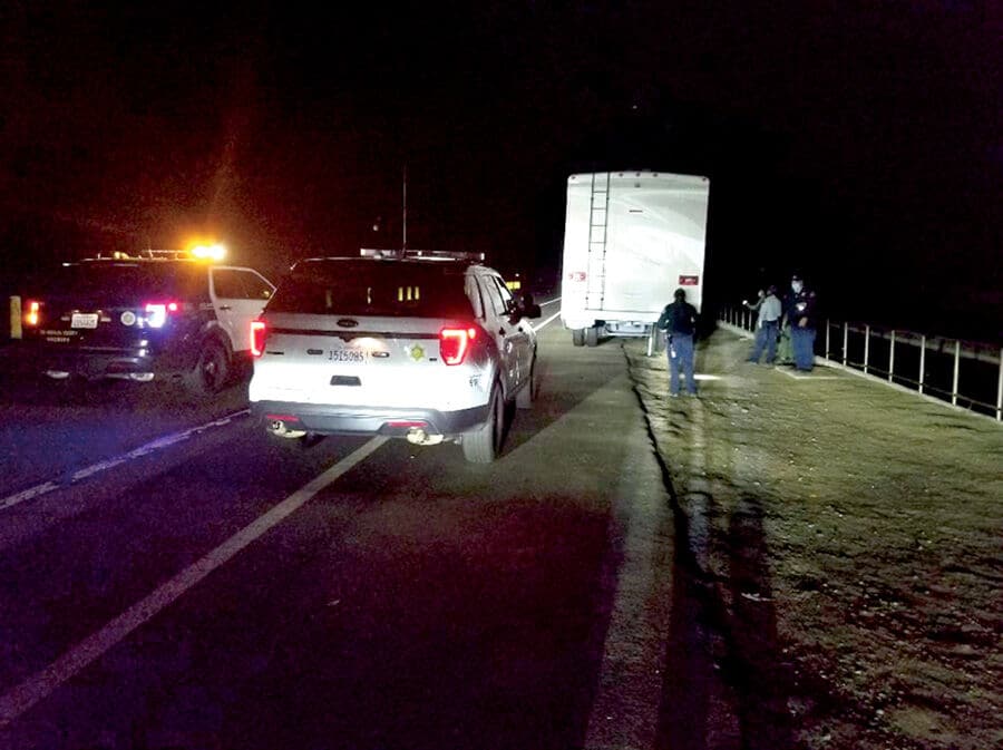 RVs and Vans Rousted From Overnight Oceanfront Parking Spots on PCH