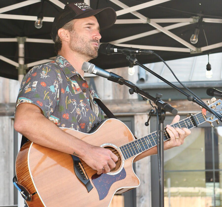 Malibu Gives Warm Reception to Native Son Brandon Jenner