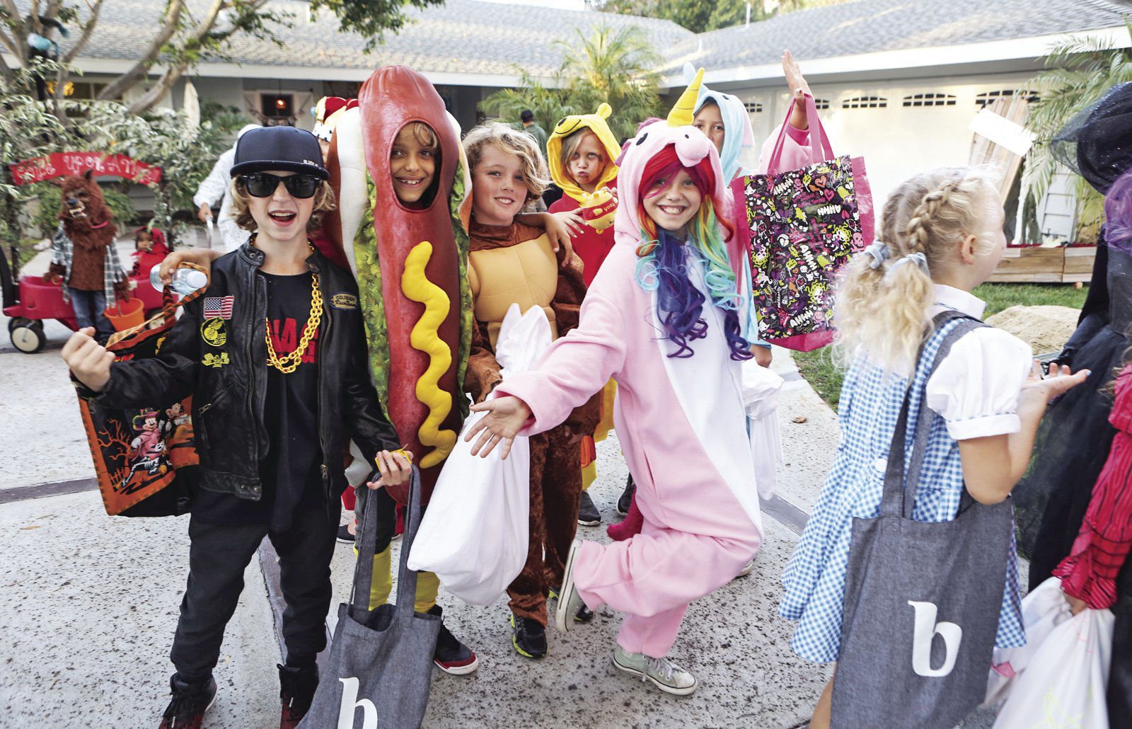 County Shares Tips for Halloween Safety