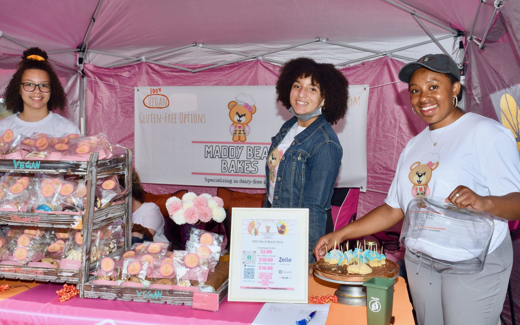 Farmers market 'pops up' in Malibu Village