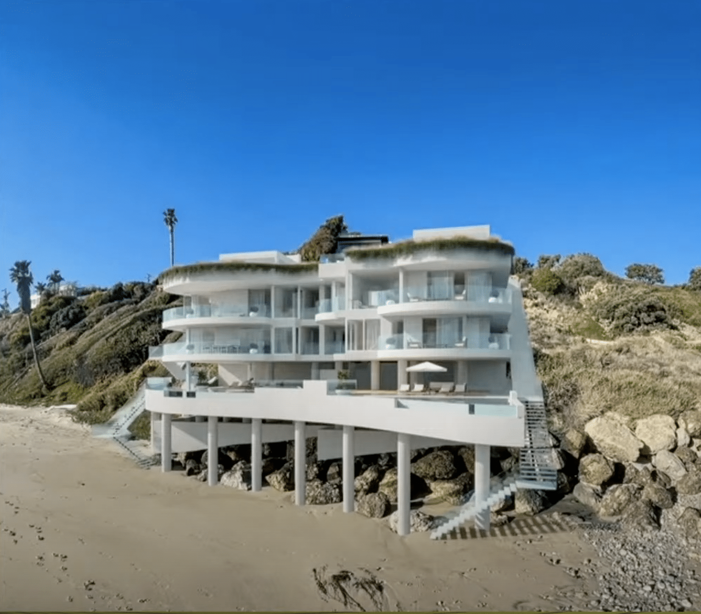 Council denies two costal development permits