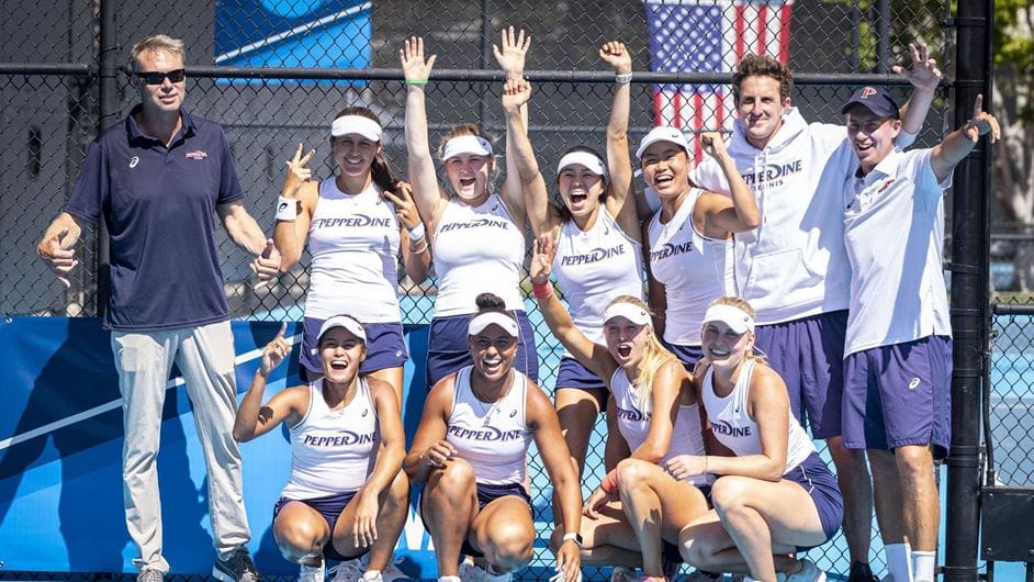 Waves women's tennis advances in NCAA tourney