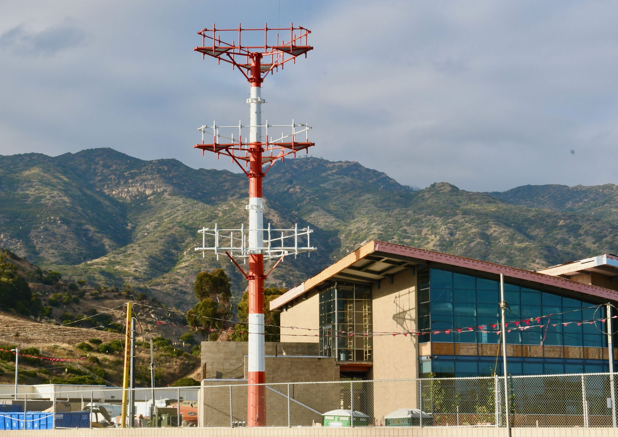Public Works Commission votes to agendize Civic Center Way tower