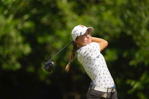 Pepperdine golfers Gomez and Romero playing at U.S. Women's Amateur