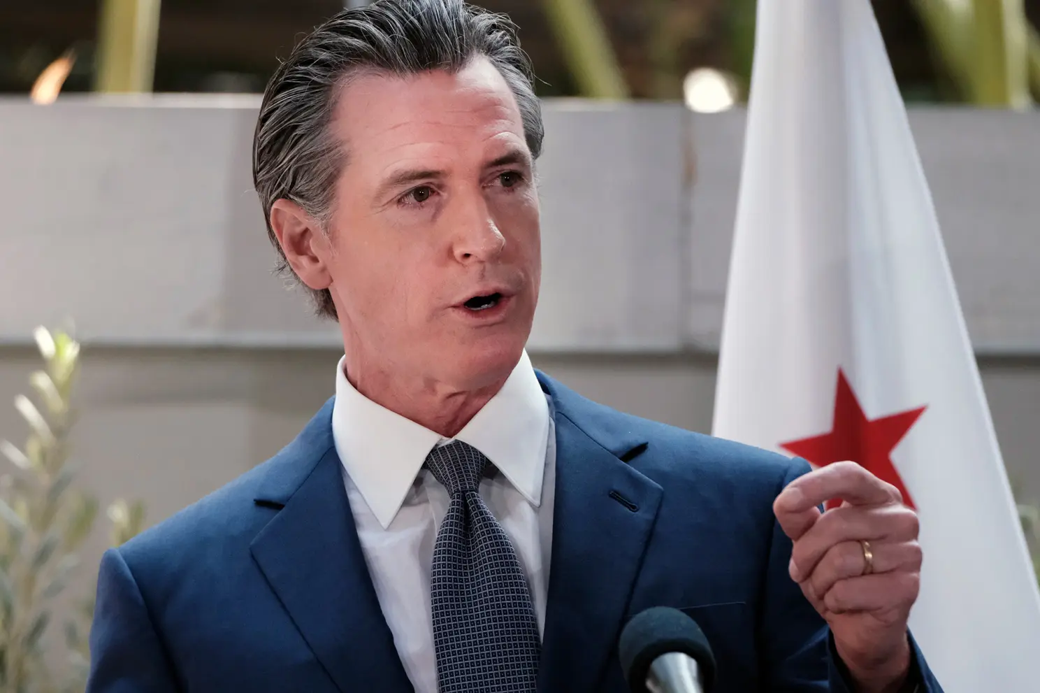 LA County calls monkeypox state of emergency; Local health officials follow governor's declaration