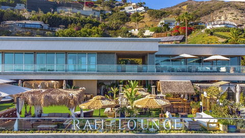 Inside Rafi Lounge • NFT Membership