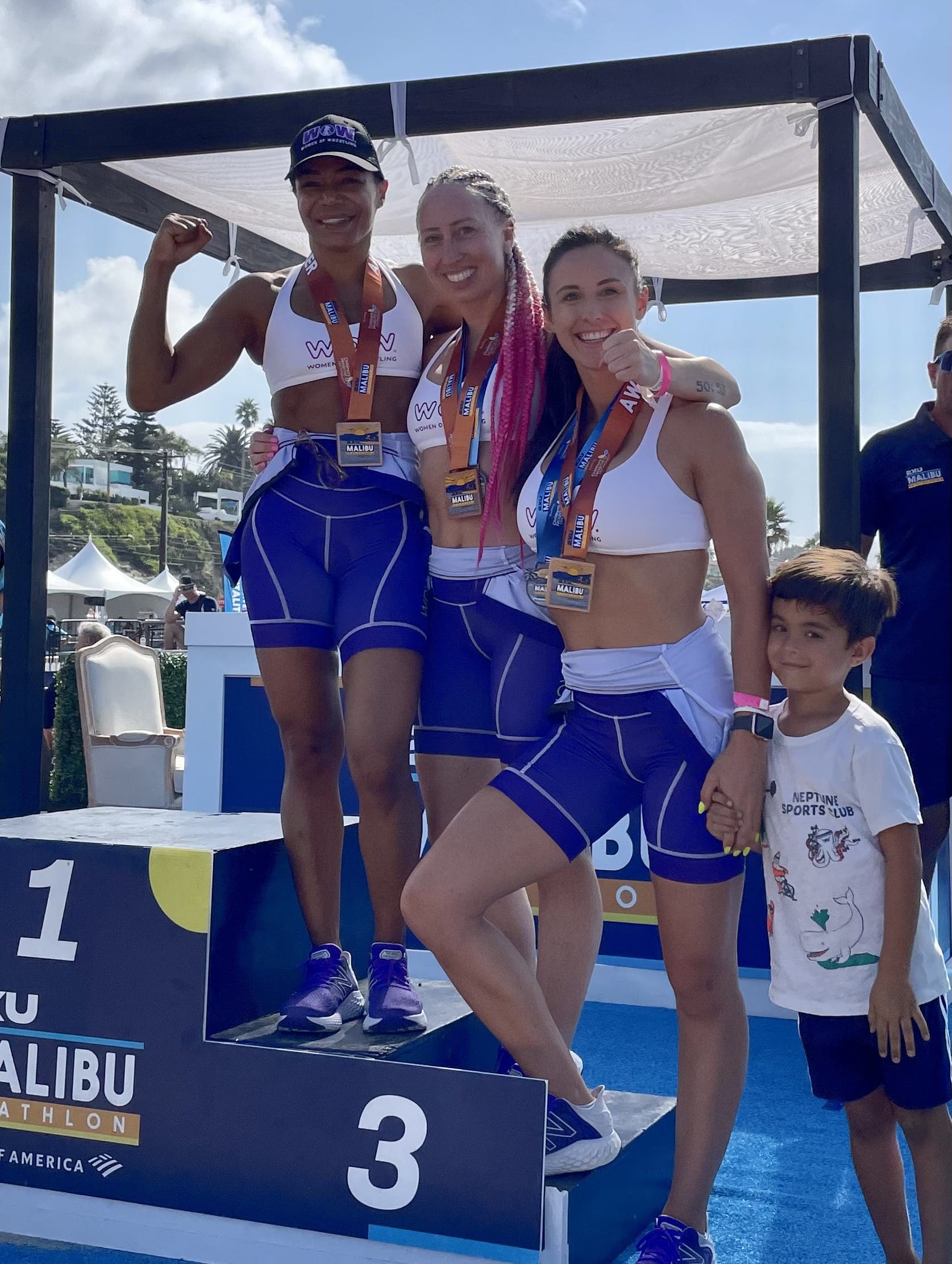 Women's of Wrestling participate at Malibu Triathlon