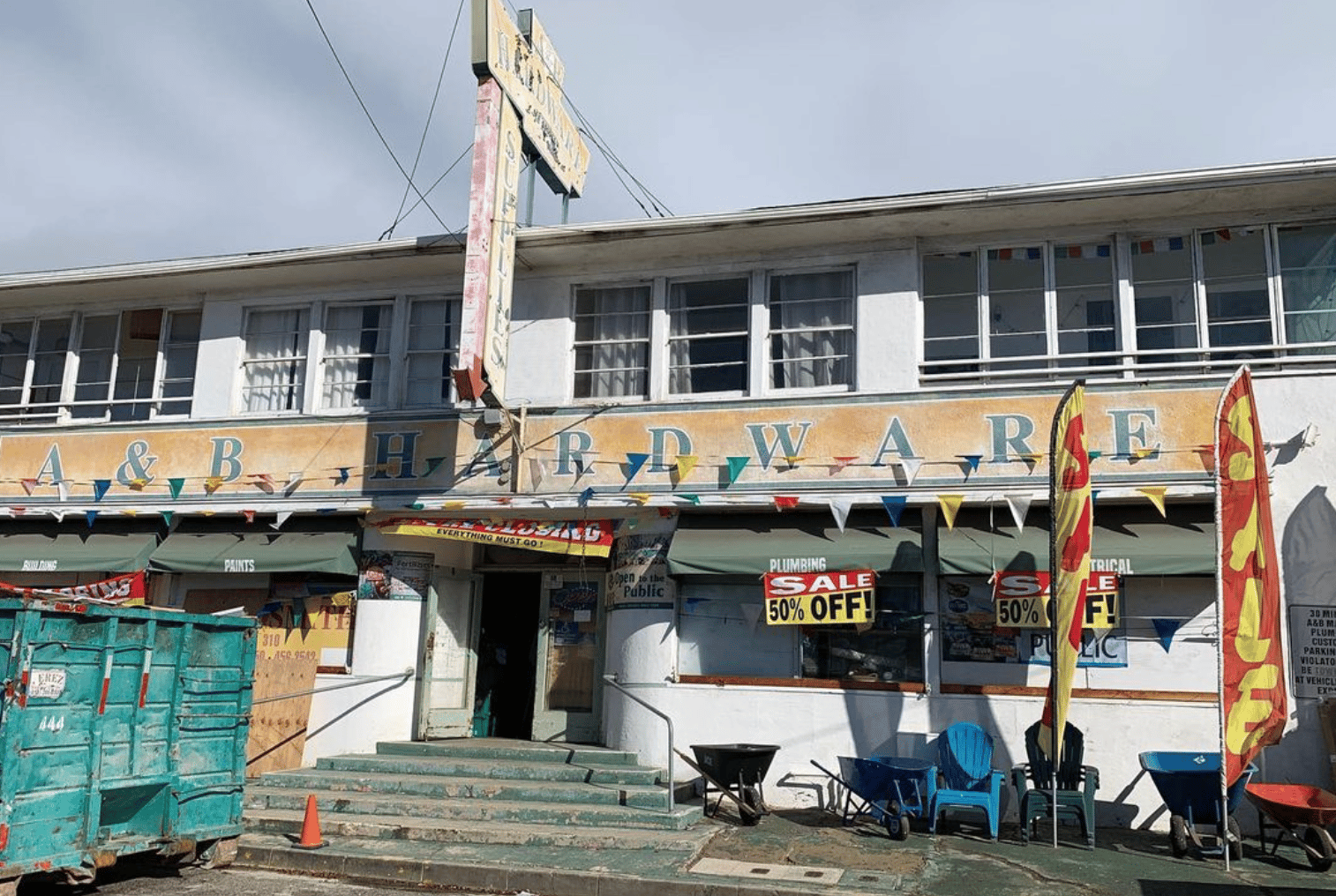 A Malibu fixture is closing; A&B Hardware lost its lease
