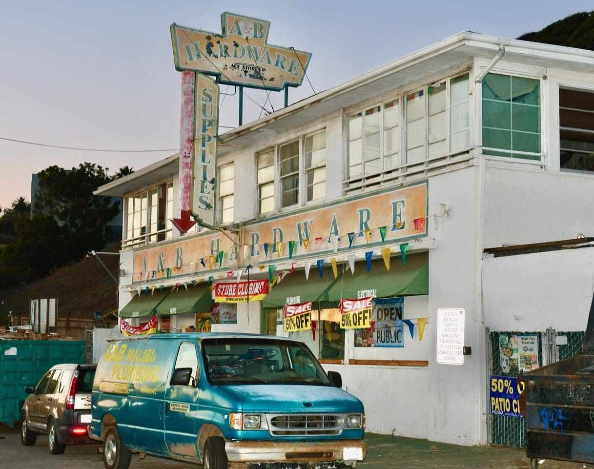 Malibu institution loses its lease