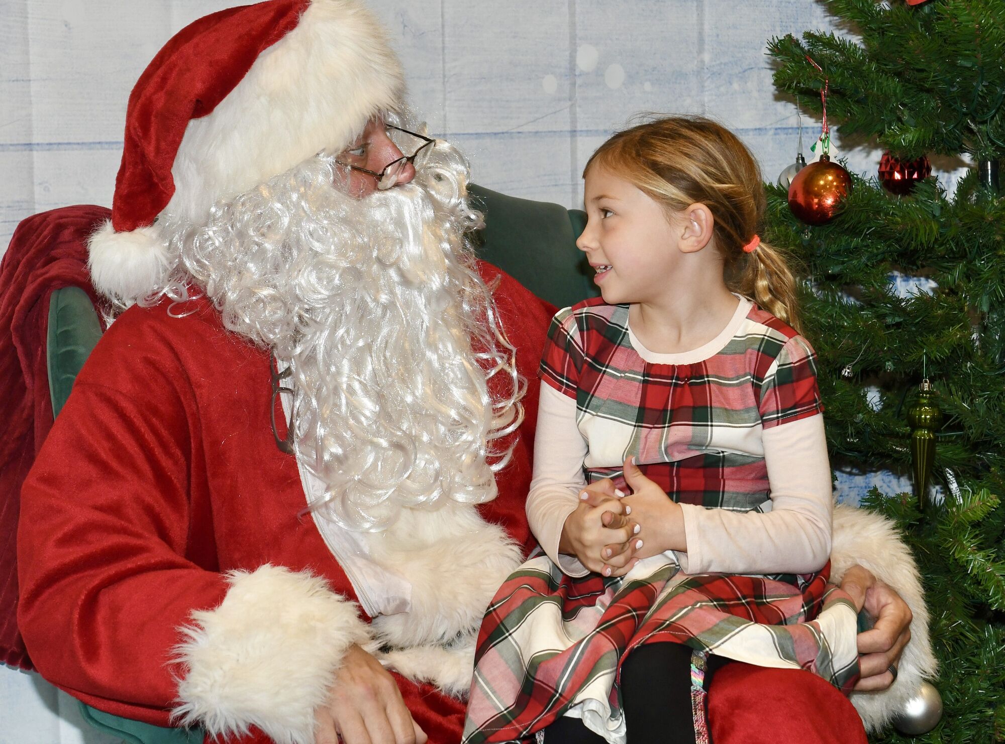 Our Lady of Malibu welcomes community to its Christmas Boutique