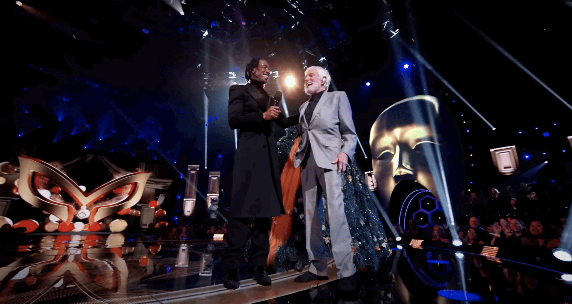 Malibu's Dick Van Dyke stuns audience on 'The Masked Singer'