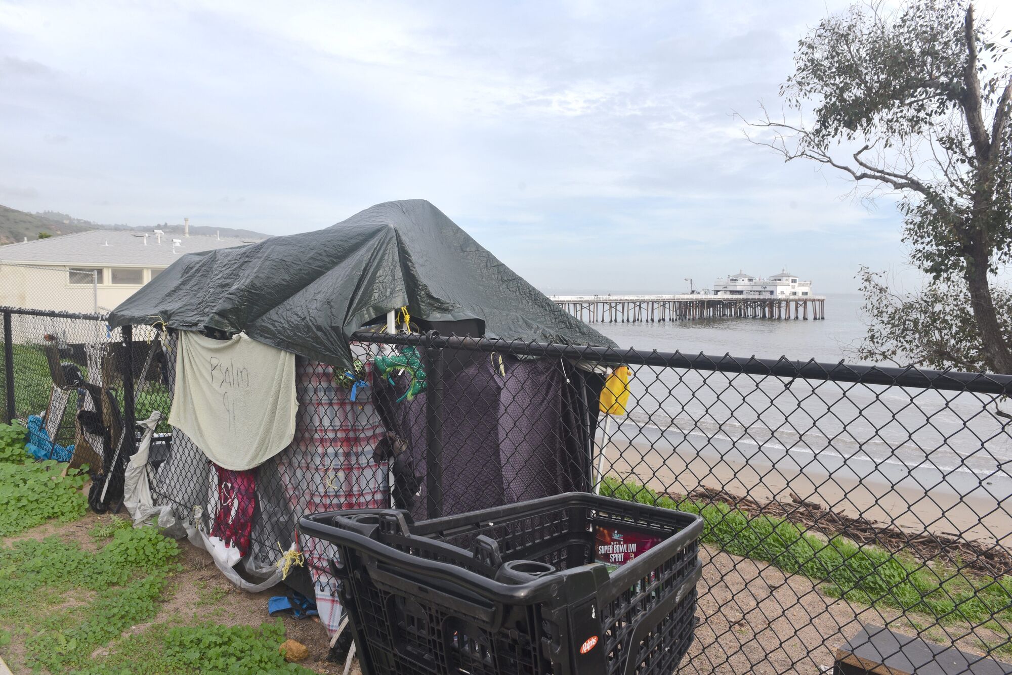 LA County Department of Beaches and Harbors and CA State Parks clear Surfrider encampment