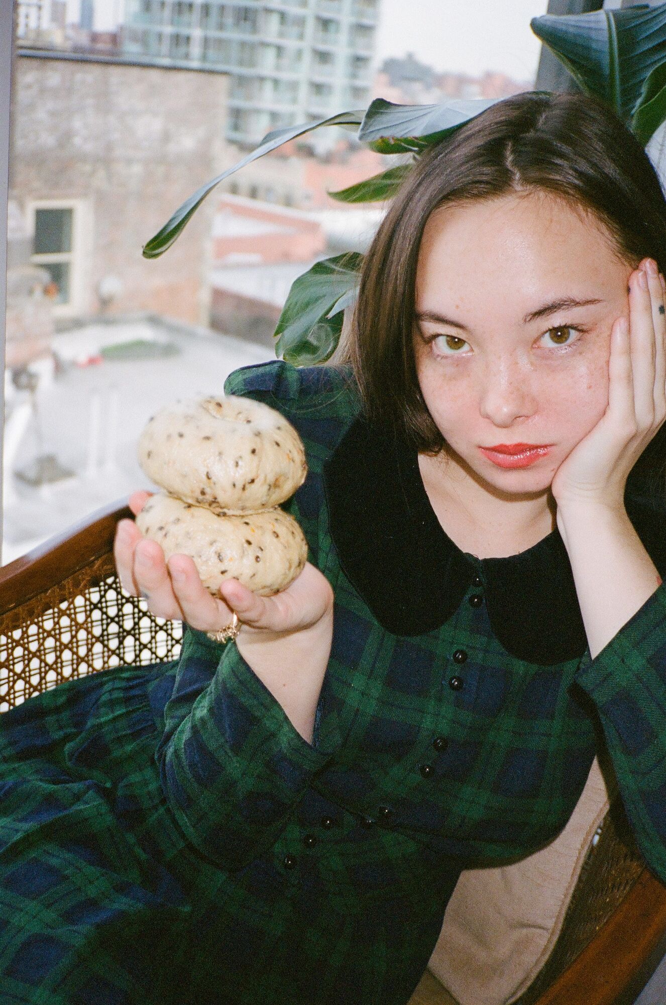 Young Malibu woman gets rave reviews for her unusual bagels