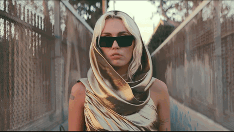 Miley Cyrus blooms at No. 1 on Billboard Hot 100 with new single 'Flowers'