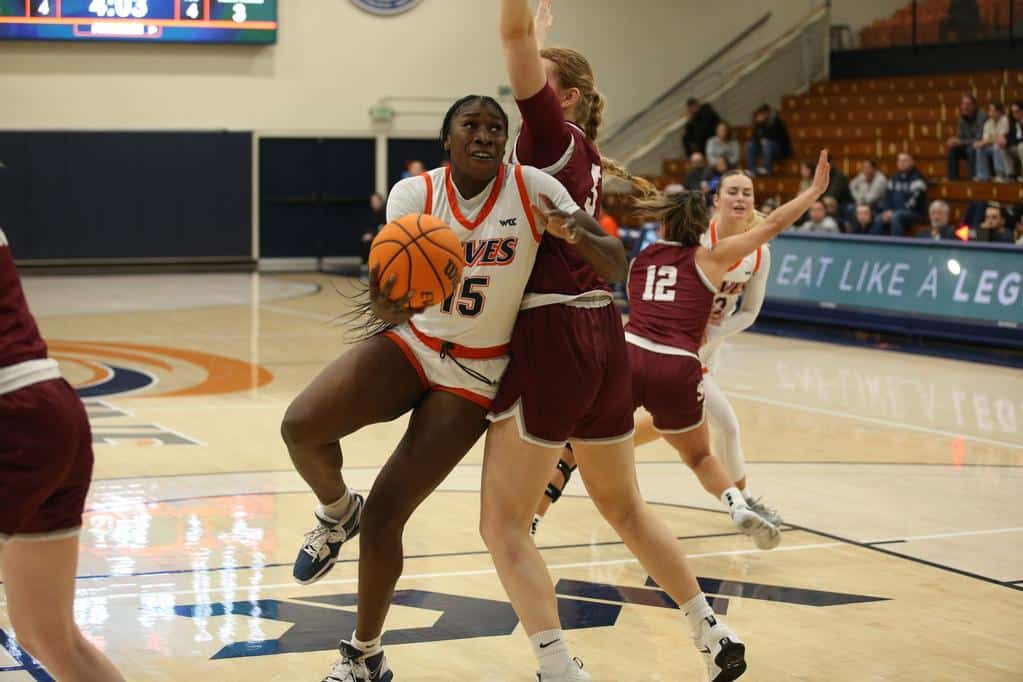 Waves women's basketball squad wins on Senior Night