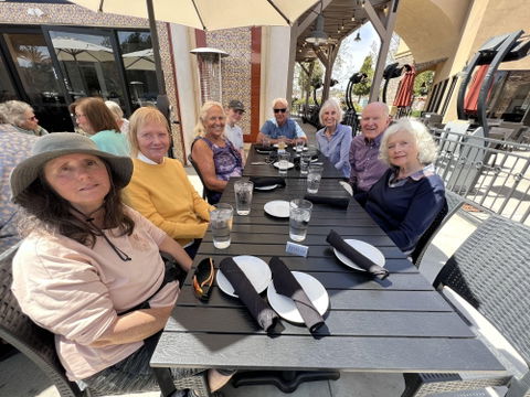 Community Spotlight: Malibu Garden Club goes on blueberry-picking field trip