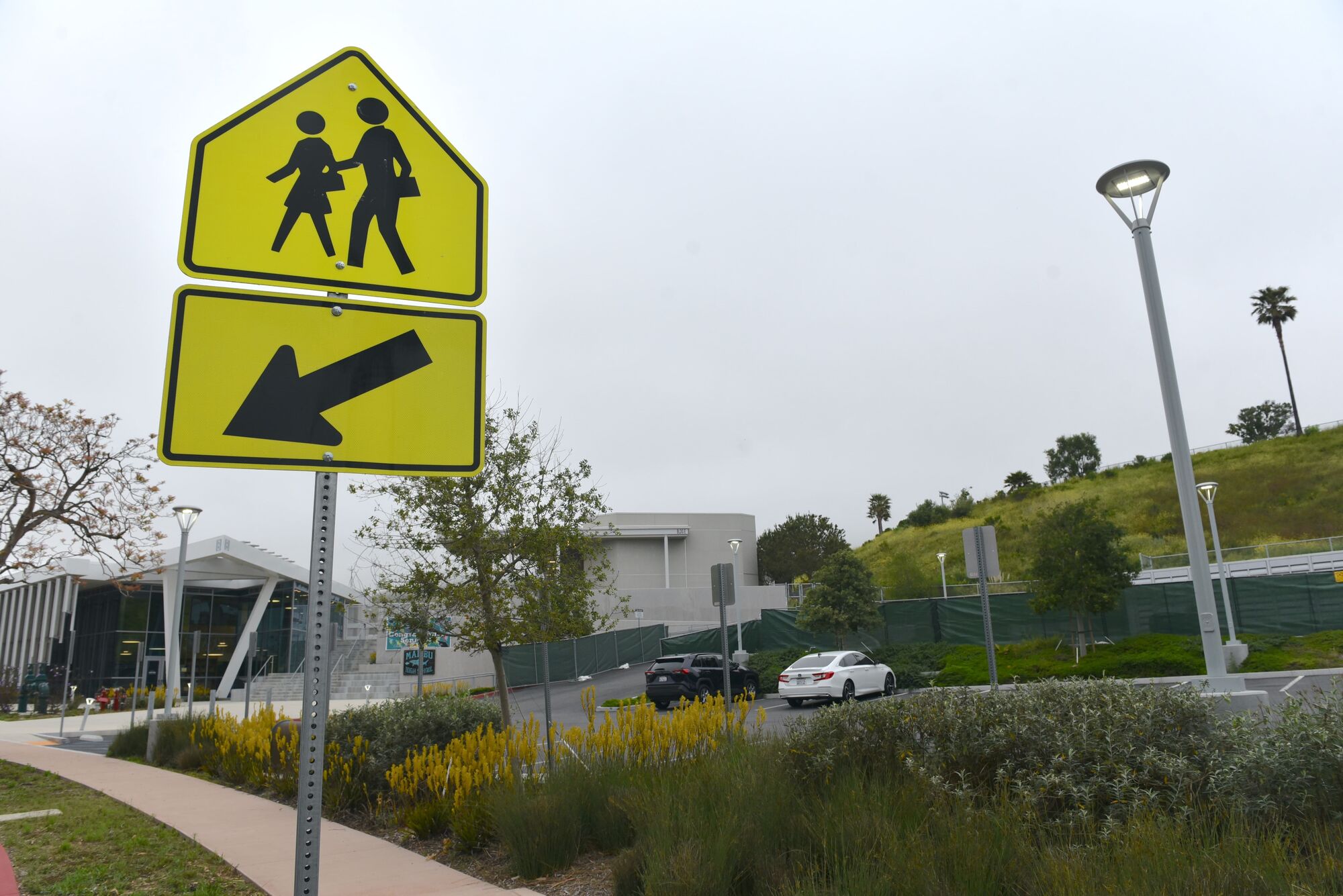 Malibu Planning Commission approves summer tow-yard