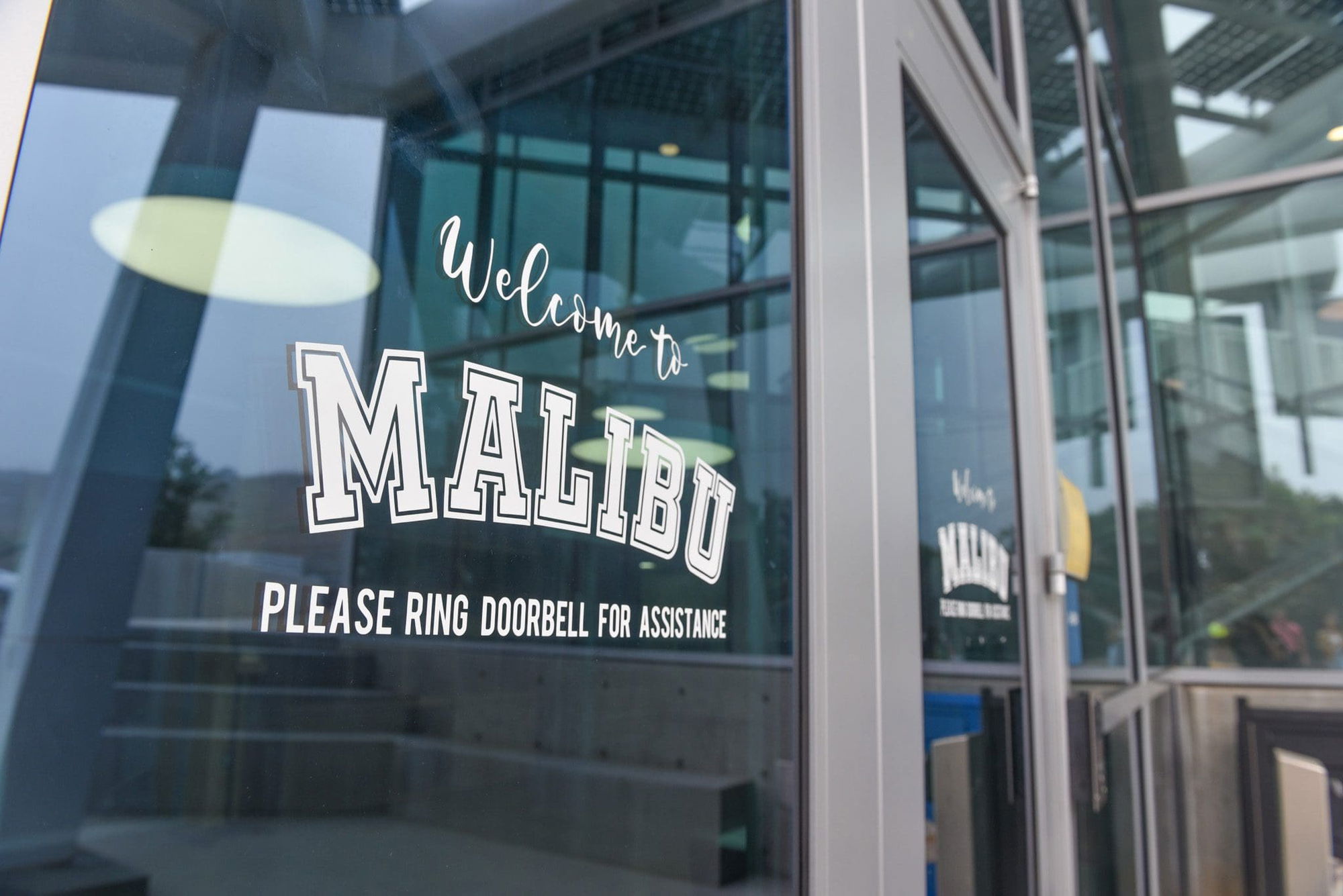 Planning, Coastal commissions OK Malibu school plan