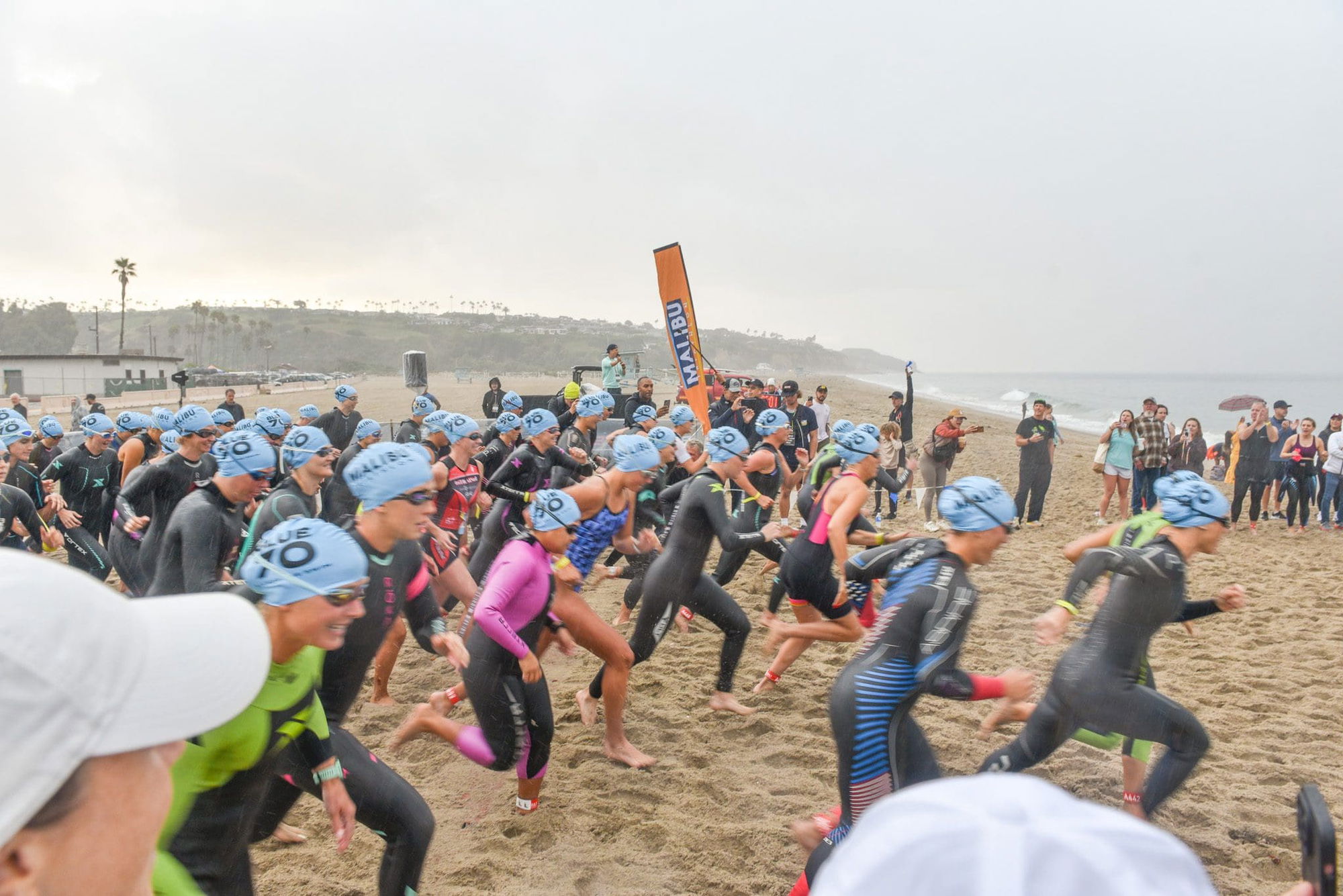 Thousands hit Zuma Beach for Malibu Triathlon