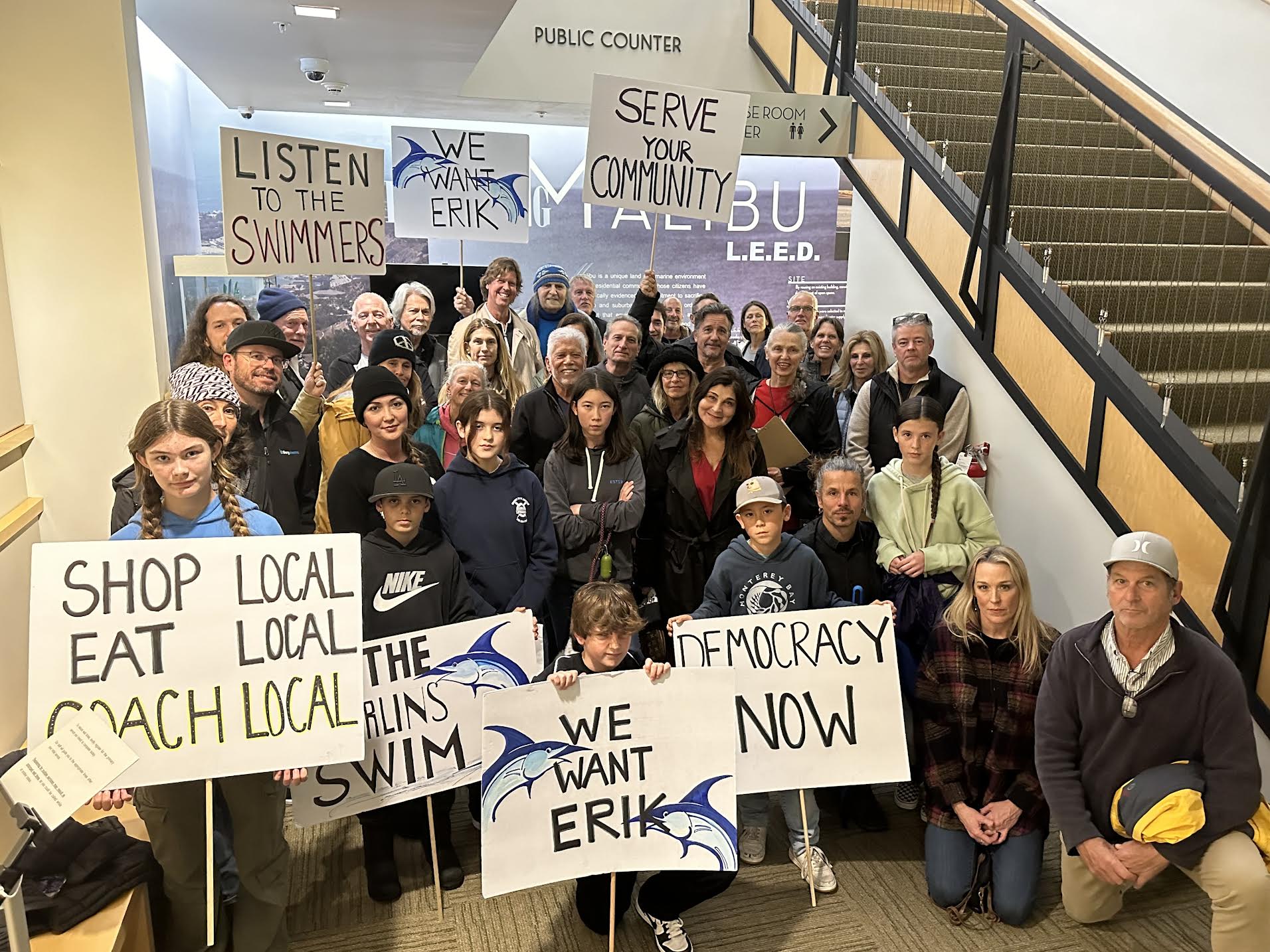 Malibu Marlins make a show of force at City Hall
