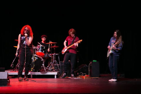 Malibu High’s MASQUE showcases students’ and teachers’ talents