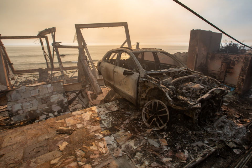 Los Angeles County sues State Farm over alleged mishandling of Palisades, Eaton Fire claims