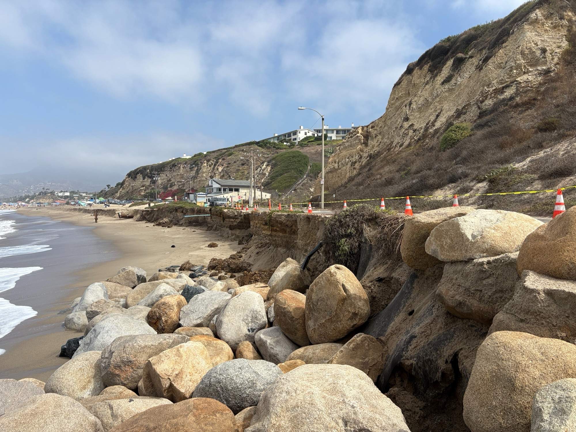 Powerful surf damages Westward Beach Road, forces indefinite closure at Point Dume