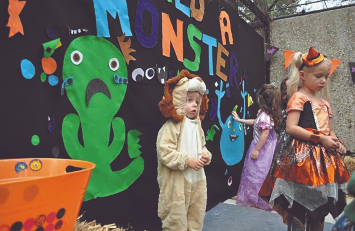 Zoo Boo Delights Costumed Critters