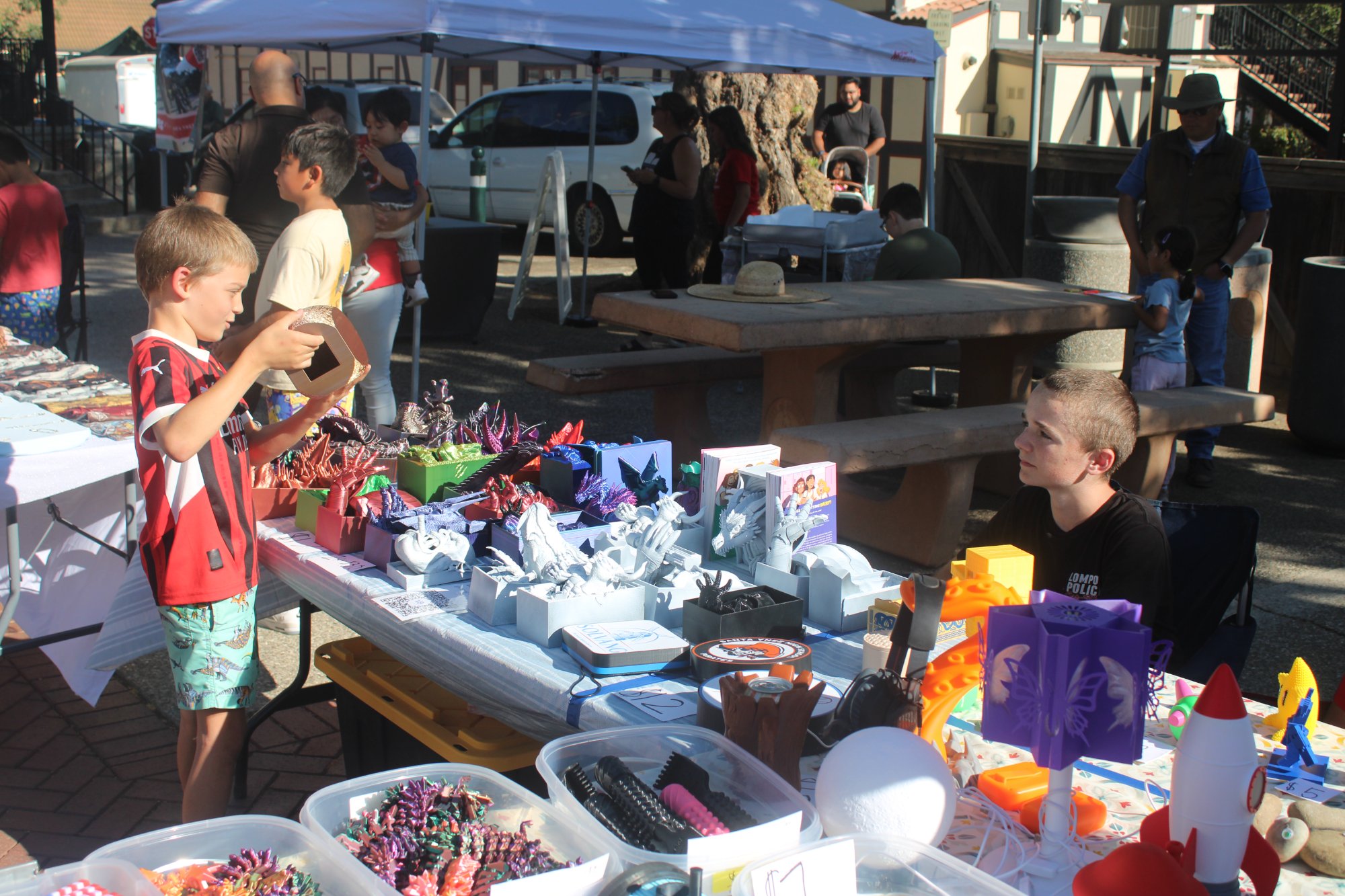 Youths flex their business acumen at the latest Jr. Entrepreneur Fair