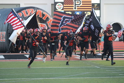 Pirates football kicks off new season with win over Dos Pueblos