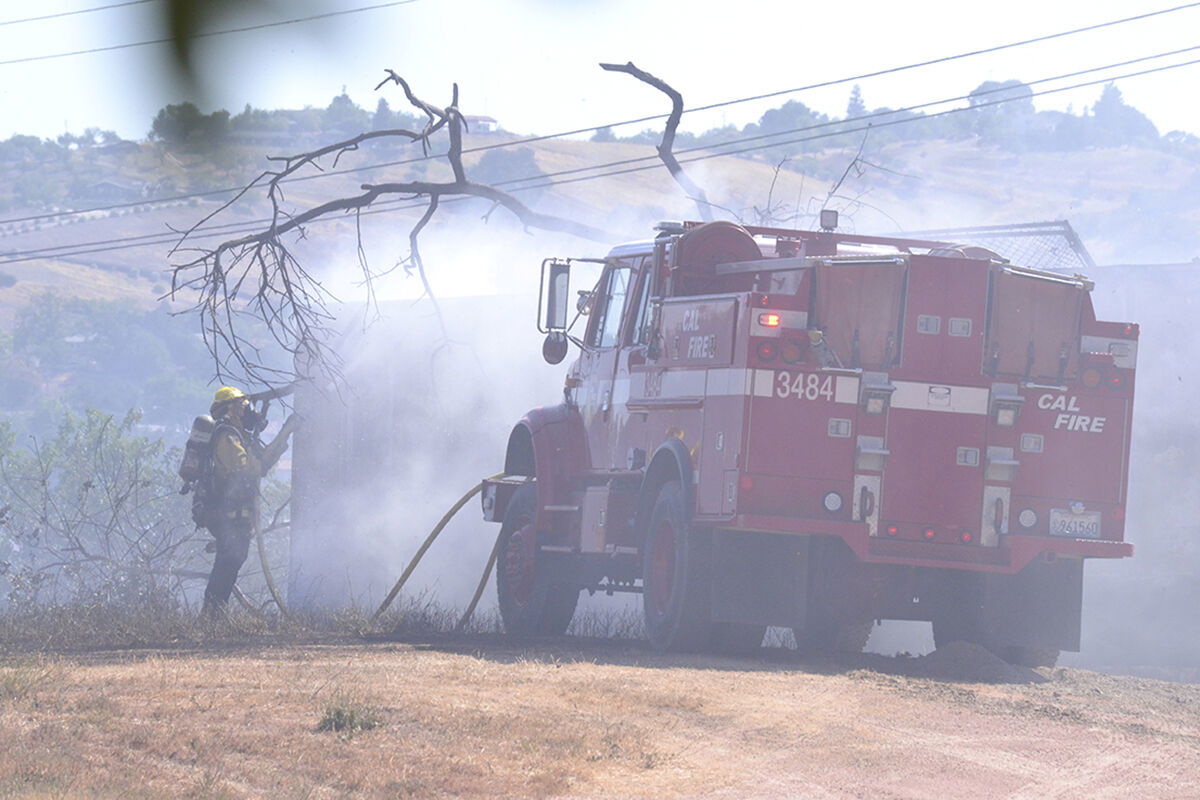 UPDATED: Firefighters Contain Blaze in Paso Robles