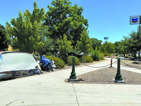 Governor Newsom's executive order addresses homelessness post-Supreme Court ruling