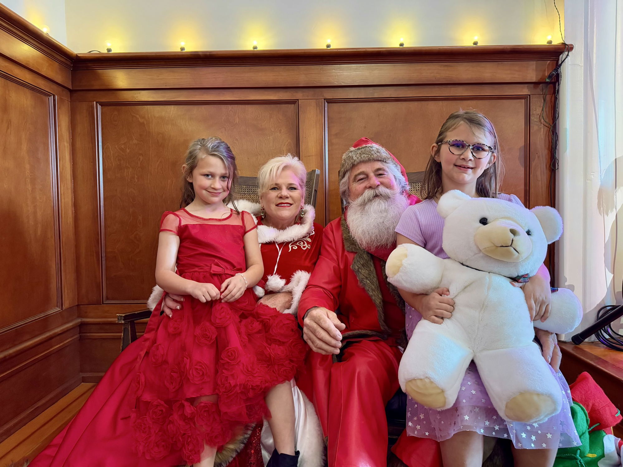 34th Annual Victorian Teddy Bear Affair fills Park Ballroom