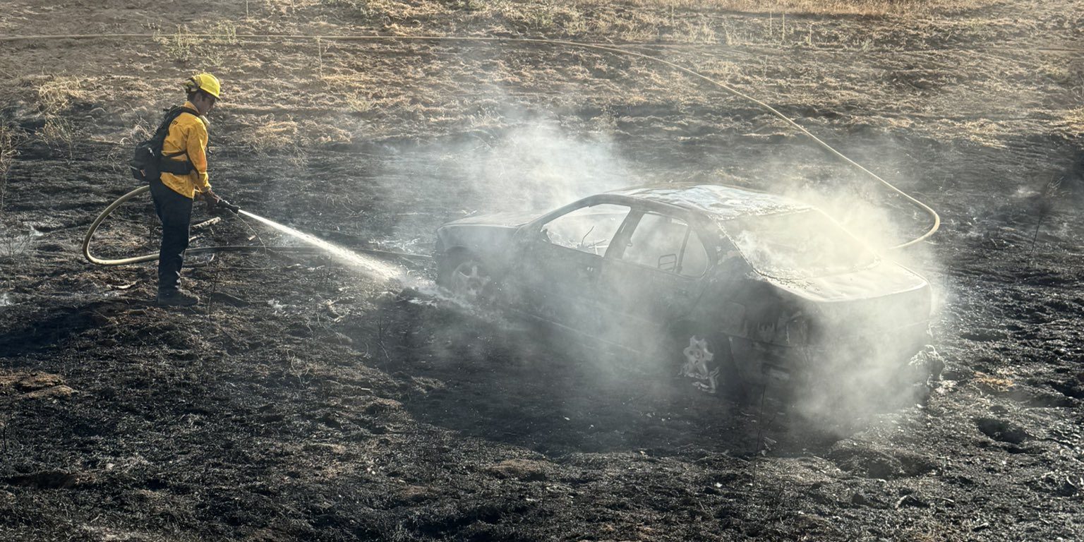 Vehicle fire sparks small vegetation blaze near Paso Robles