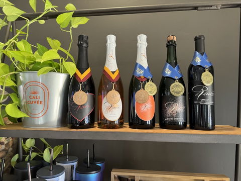 Start the New Year with a sparkle of Rava Wines