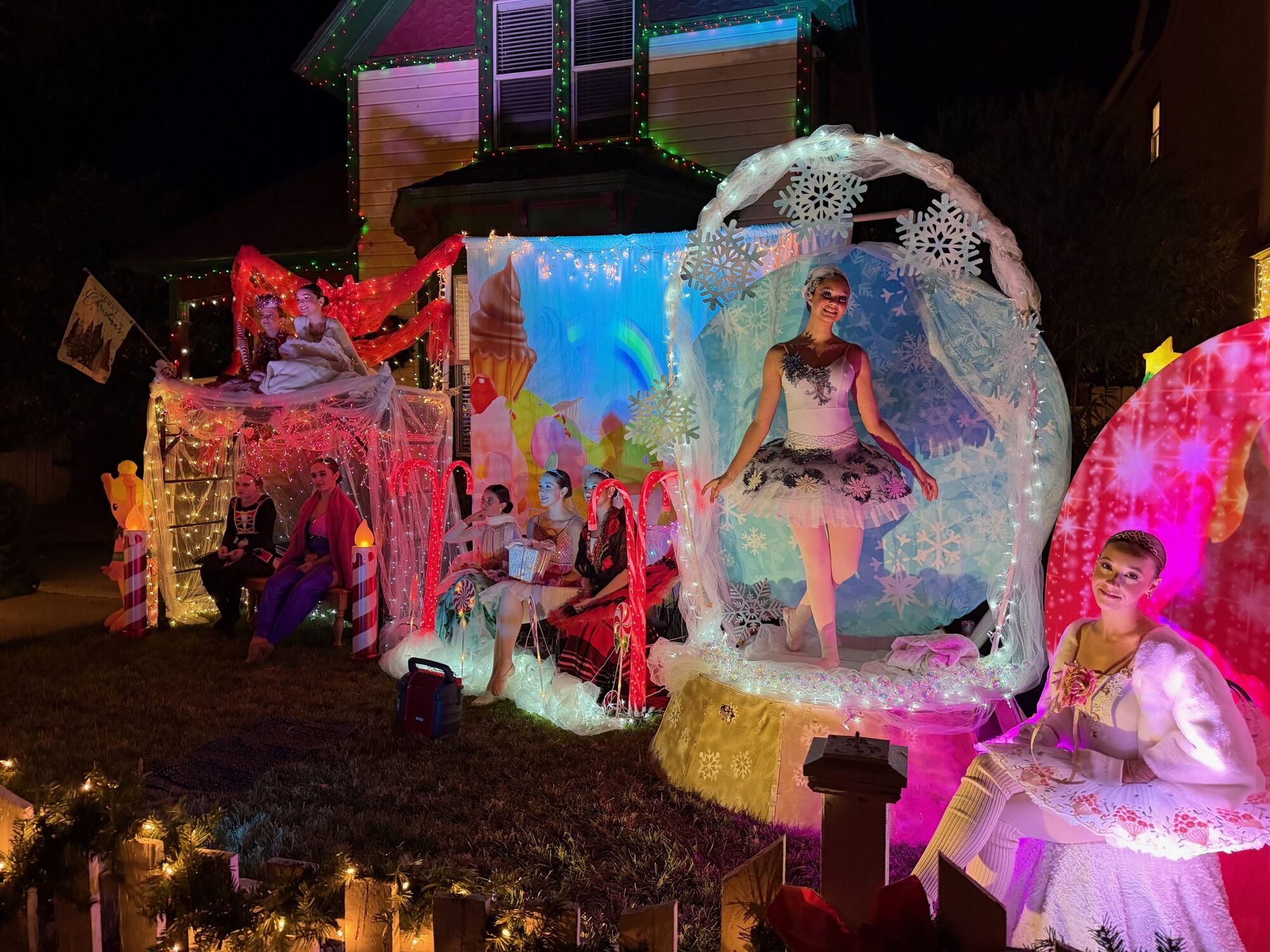 Vine Street glows with Victorian cheer for 39th Annual Christmas Showcase