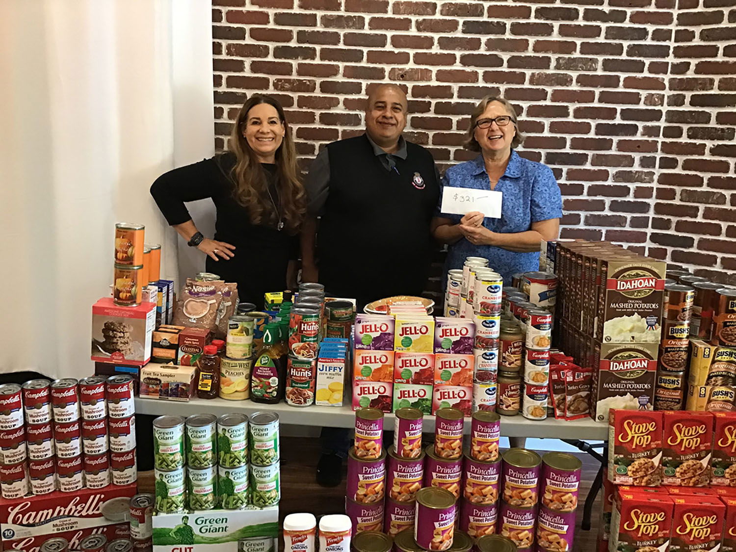 Food Drive for Thanksgiving Dinner to Benefit Templeton Families