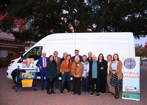 Paso Robles City Library gets first bookmobile after gift accepted by City