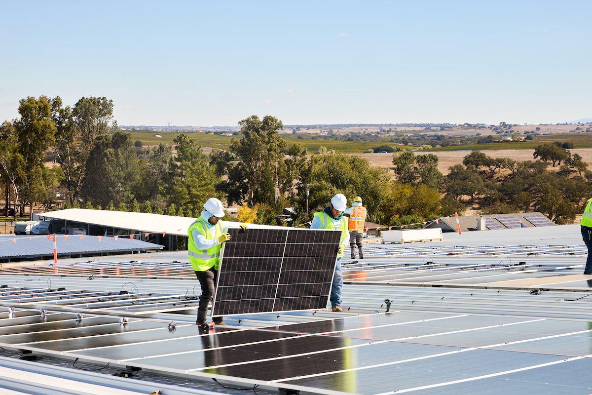 Hope Family Wines unveils solar array