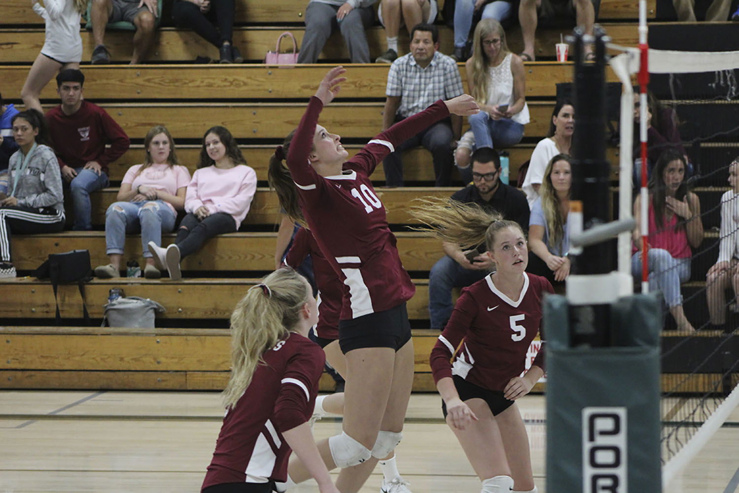 Bearcats Outlast Eagles