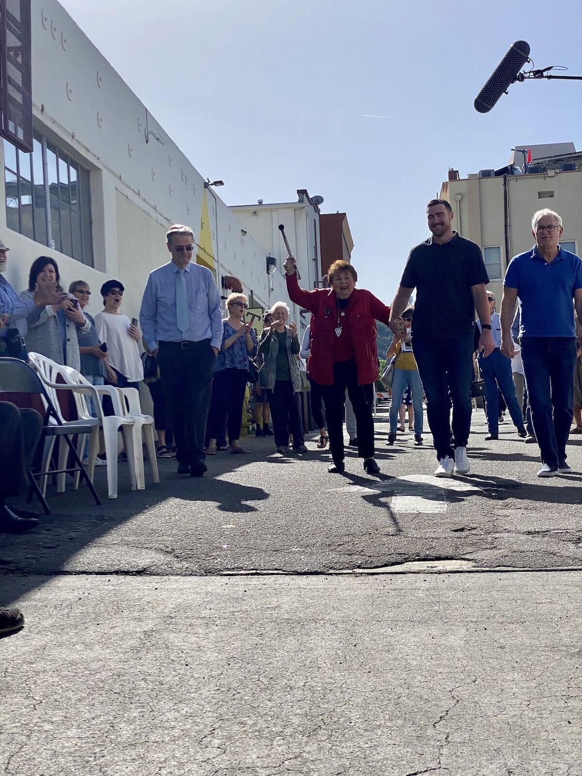 Paso Robles Gathers to Dedicate Norma Alley Archway