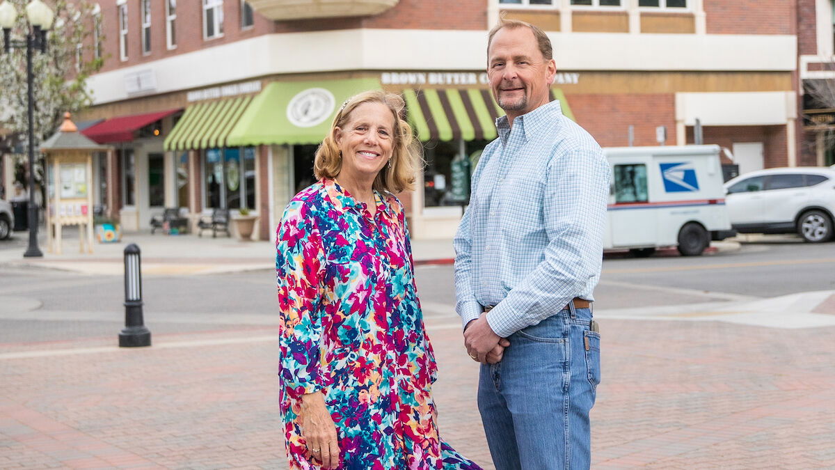 Chamber of Commerce Announces Roblans and Beautification Honorees