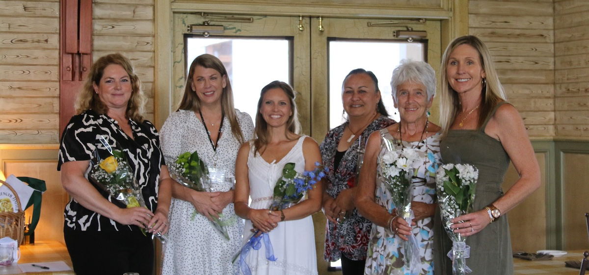 Templeton Women's Charitable Club welcomes new officers at ceremony