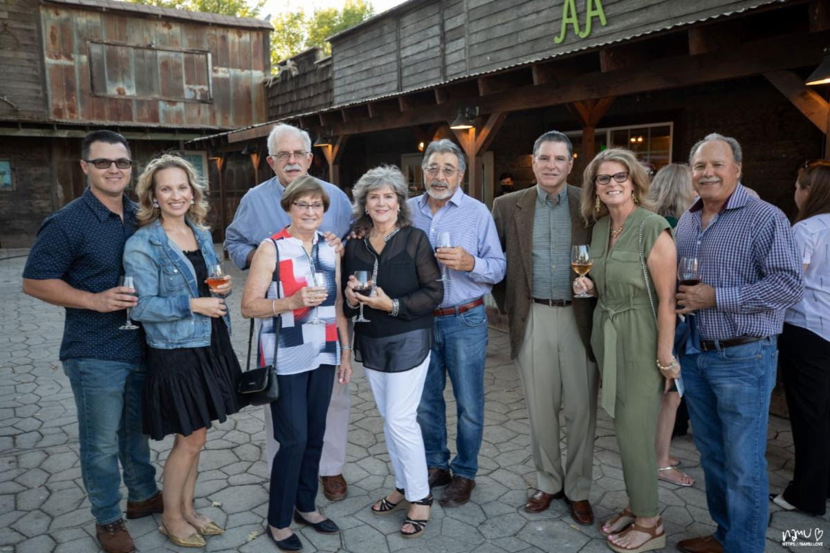 Annual Winemaker Dinner to Benefit Boys &amp; Girls Club of Mid Central Coast&nbsp;