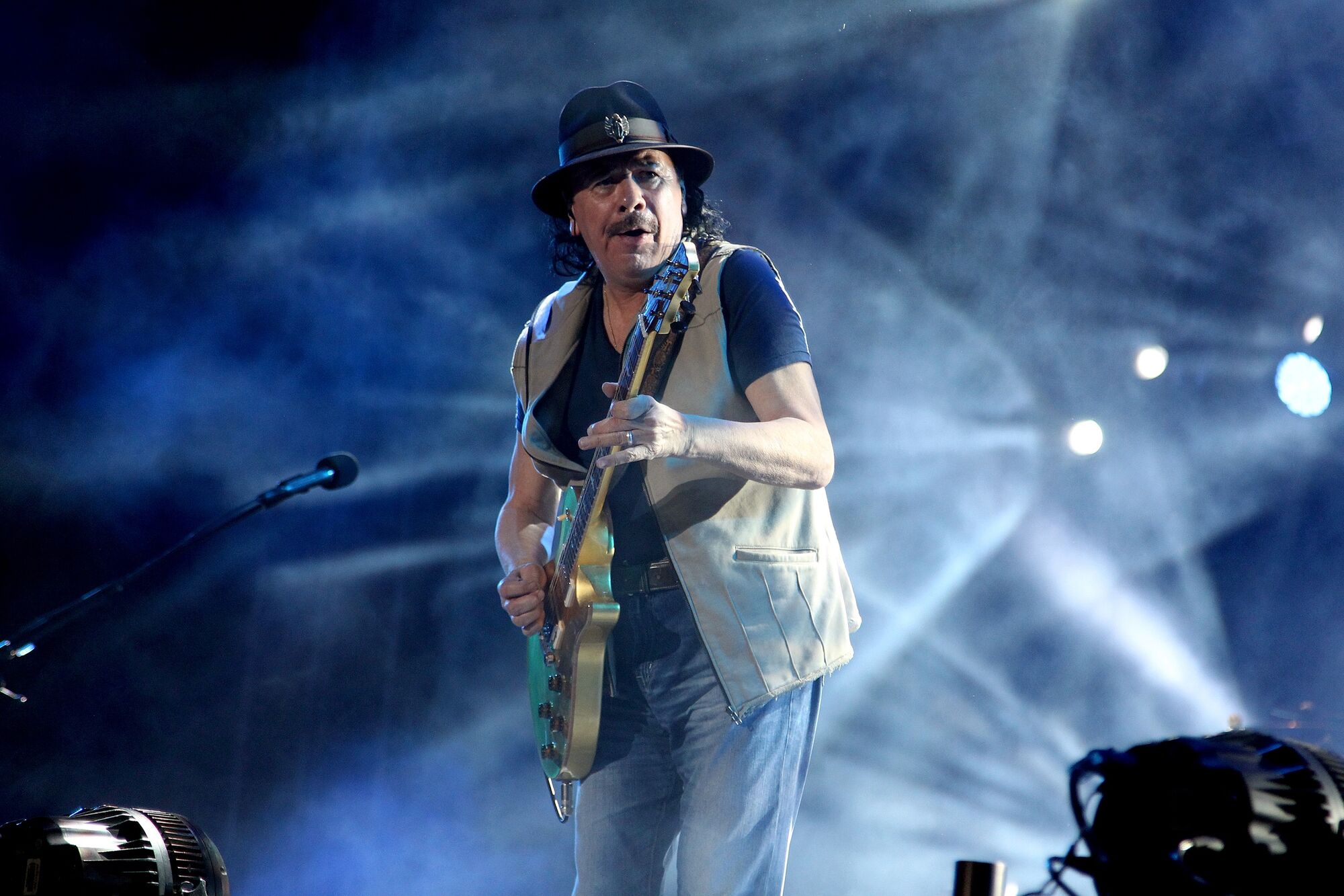 Recovering Santana still slated for Mid-State Fair