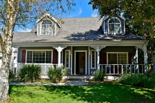 557 Coiner St., Los Alamos